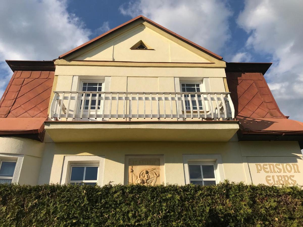 Pension Elbrs Mariánské Lázně Exterior foto